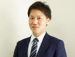 吉田 卓也